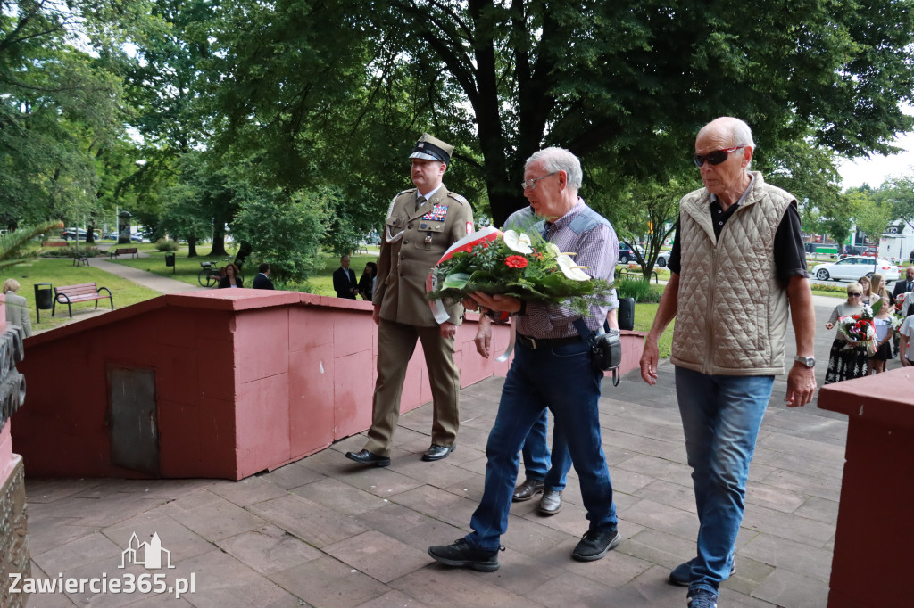 Fotorelacja Zawiercie: Narodowy Dzień Pamięci Ofiar Niemieckich Nazistowskich Obozów Koncentracyjnych