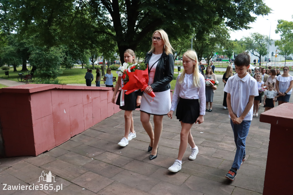 Fotorelacja Zawiercie: Narodowy Dzień Pamięci Ofiar Niemieckich Nazistowskich Obozów Koncentracyjnych