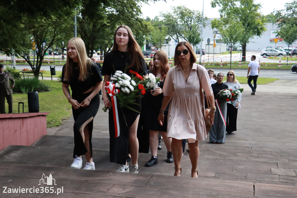 Fotorelacja Zawiercie: Narodowy Dzień Pamięci Ofiar Niemieckich Nazistowskich Obozów Koncentracyjnych