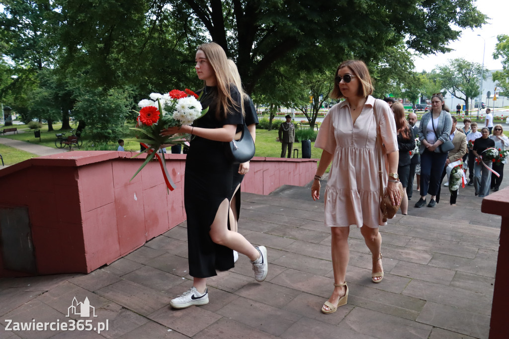 Fotorelacja Zawiercie: Narodowy Dzień Pamięci Ofiar Niemieckich Nazistowskich Obozów Koncentracyjnych