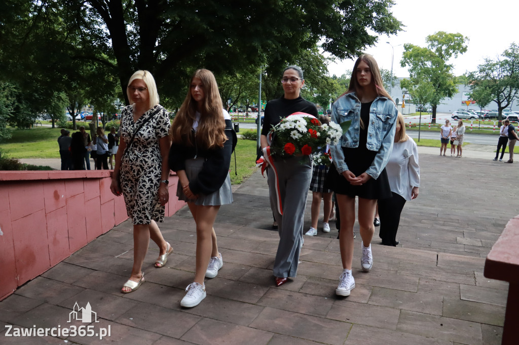 Fotorelacja Zawiercie: Narodowy Dzień Pamięci Ofiar Niemieckich Nazistowskich Obozów Koncentracyjnych