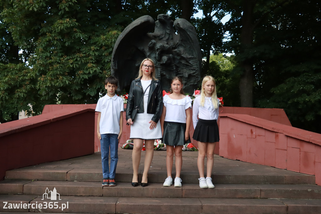 Fotorelacja Zawiercie: Narodowy Dzień Pamięci Ofiar Niemieckich Nazistowskich Obozów Koncentracyjnych