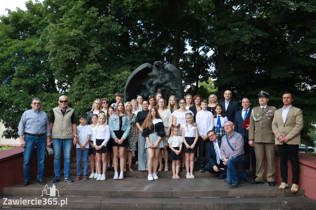 Fotorelacja Zawiercie: Narodowy Dzień Pamięci Ofiar Niemieckich Nazistowskich Obozów Koncentracyjnych