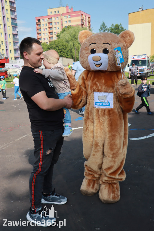 Fotorelacja: FESTYN RODZINNY w Szkole Podstawowej nr 4
