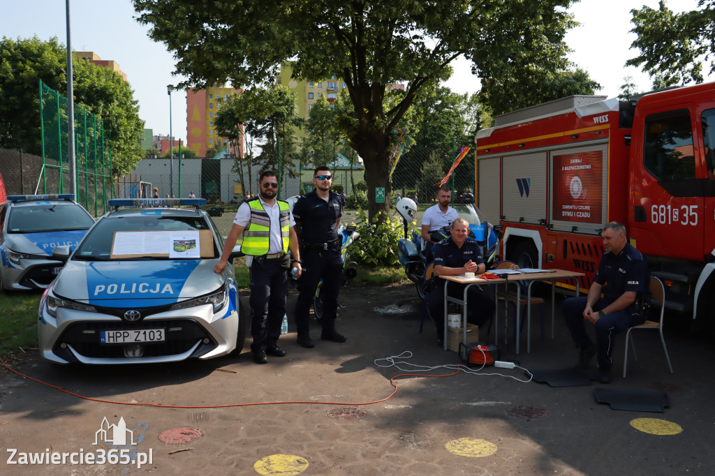 Fotorelacja: FESTYN RODZINNY w Szkole Podstawowej nr 4
