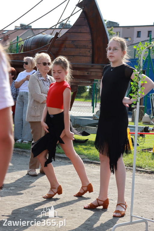 Fotorelacja: FESTYN RODZINNY w Szkole Podstawowej nr 4