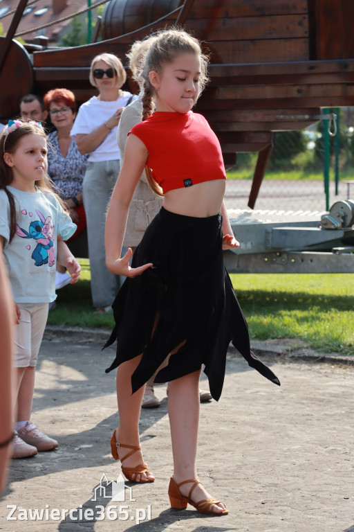 Fotorelacja: FESTYN RODZINNY w Szkole Podstawowej nr 4