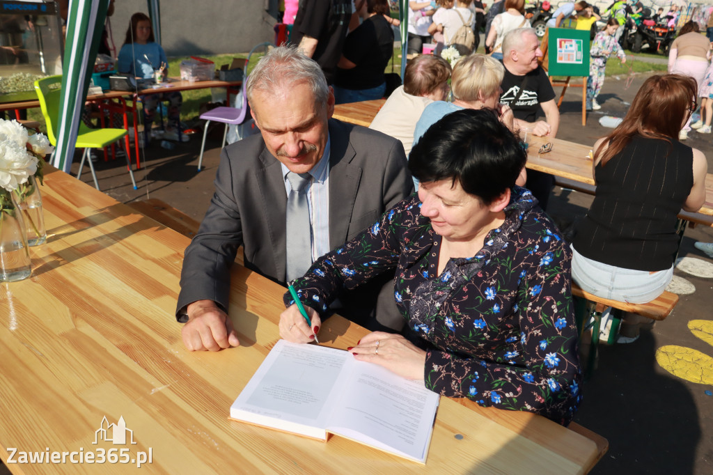 Fotorelacja: FESTYN RODZINNY w Szkole Podstawowej nr 4