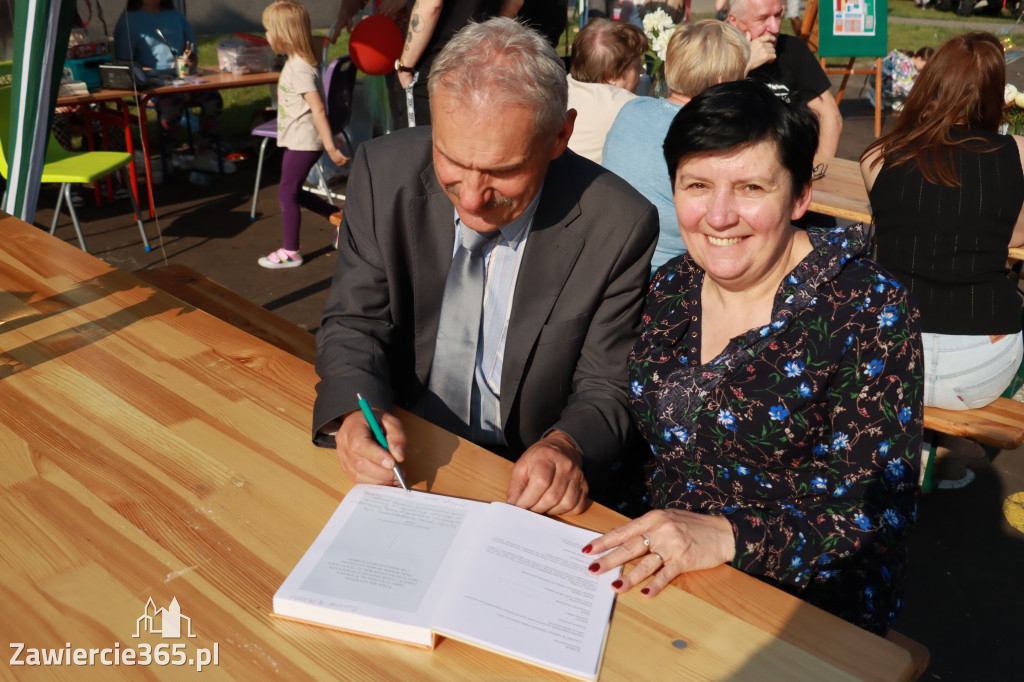 Fotorelacja: FESTYN RODZINNY w Szkole Podstawowej nr 4