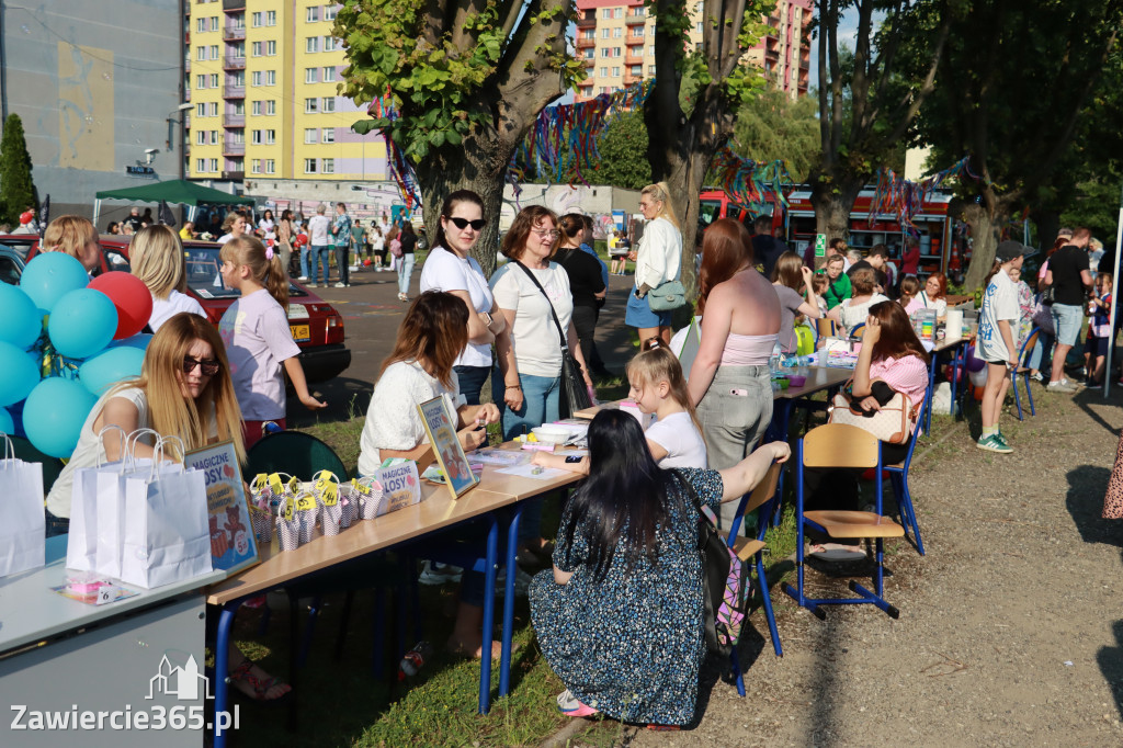 Fotorelacja: FESTYN RODZINNY w Szkole Podstawowej nr 4