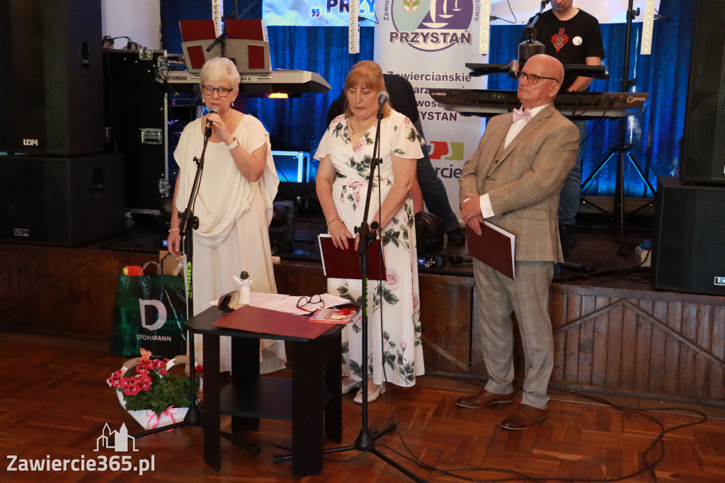 Fotorelacja: 40-lecie Zawierciańskiego Stowarzyszenia Trzeźwościowego PRZYSTAŃ