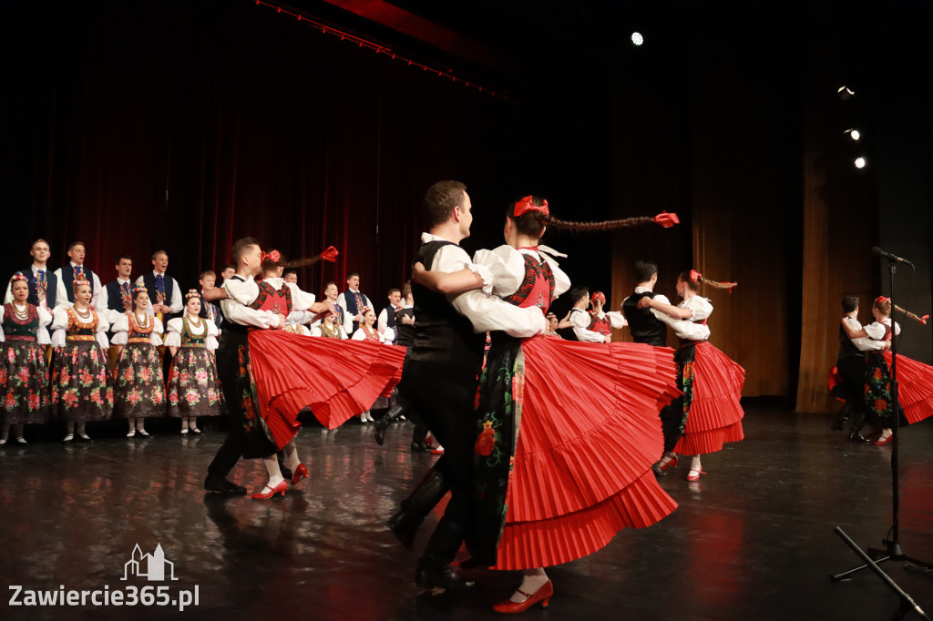 Fotorelacja I: Koncert Zespołu Pieśni i Tańca ŚLĄSK w Zawierciu