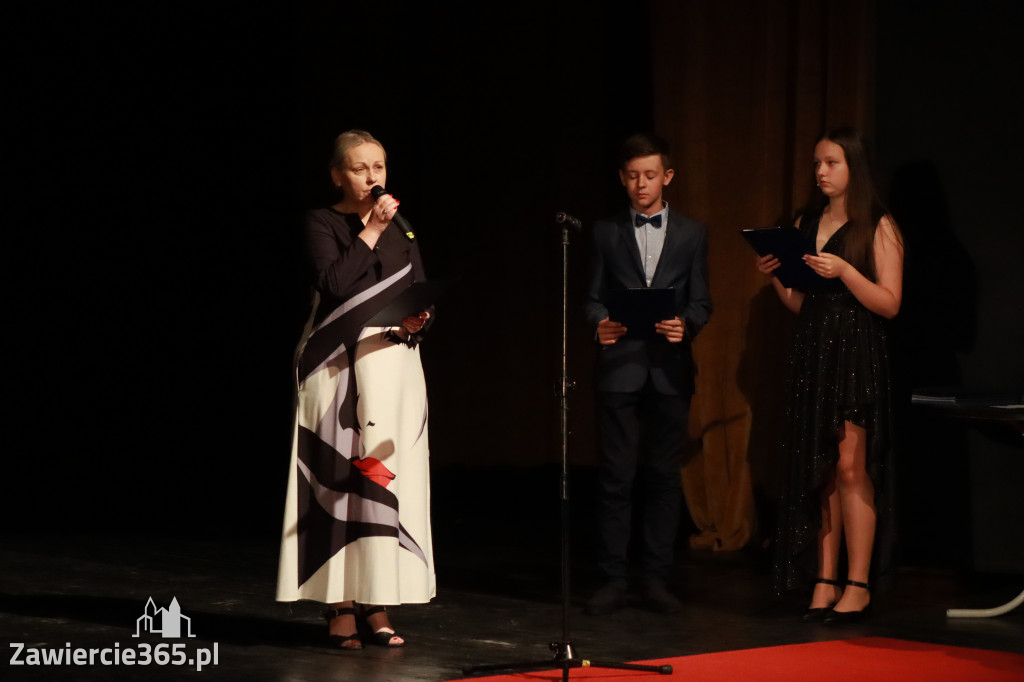 Fotorelacja: Zakończenie Roku Szkolnego SP2 w MOK Zawiercie