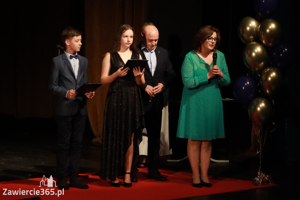 Fotorelacja: Zakończenie Roku Szkolnego SP2 w MOK Zawiercie