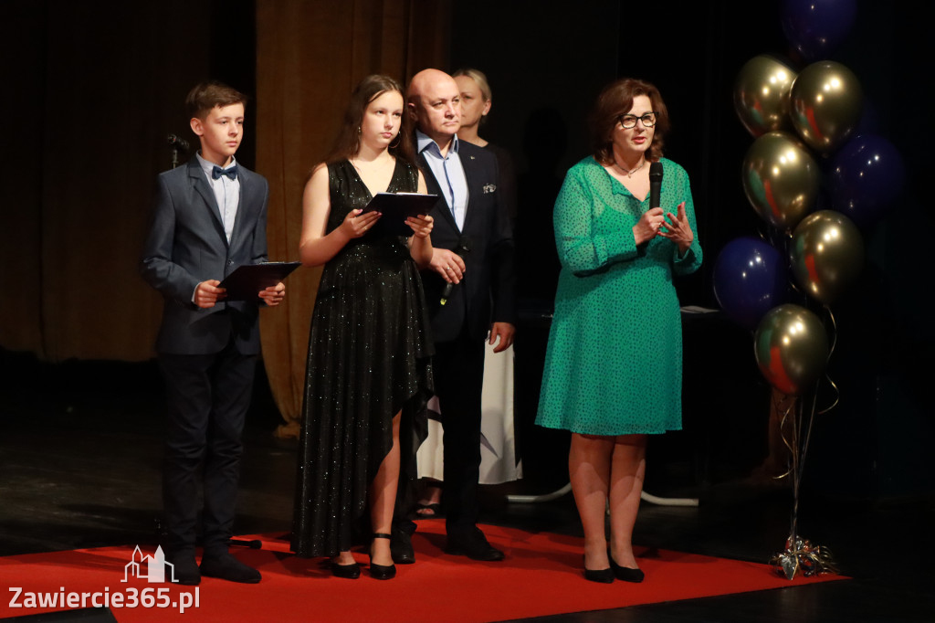 Fotorelacja: Zakończenie Roku Szkolnego SP2 w MOK Zawiercie