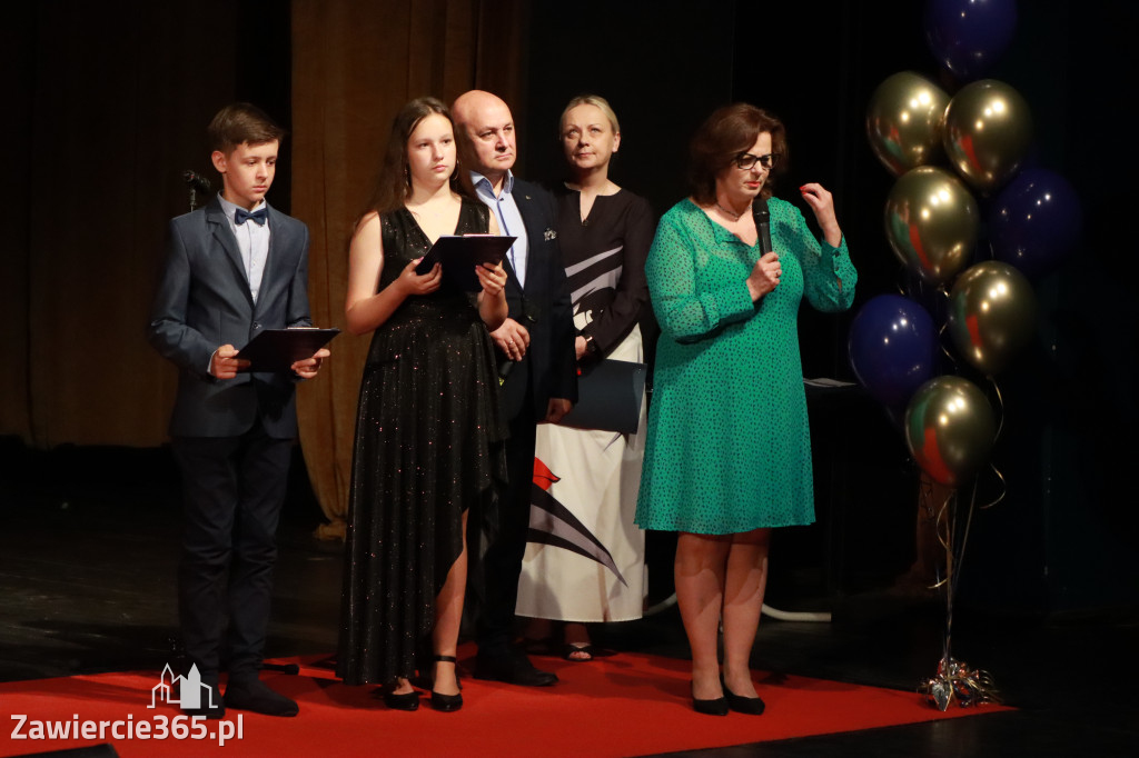 Fotorelacja: Zakończenie Roku Szkolnego SP2 w MOK Zawiercie