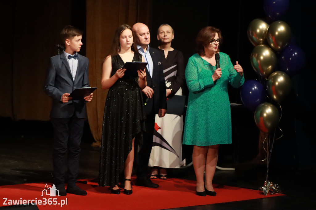 Fotorelacja: Zakończenie Roku Szkolnego SP2 w MOK Zawiercie