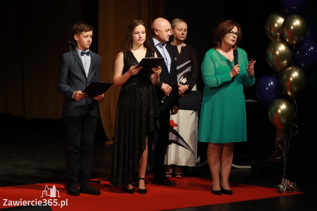 Fotorelacja: Zakończenie Roku Szkolnego SP2 w MOK Zawiercie