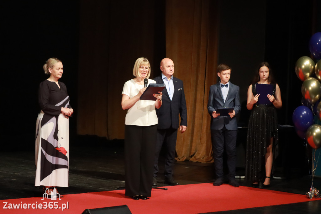 Fotorelacja: Zakończenie Roku Szkolnego SP2 w MOK Zawiercie