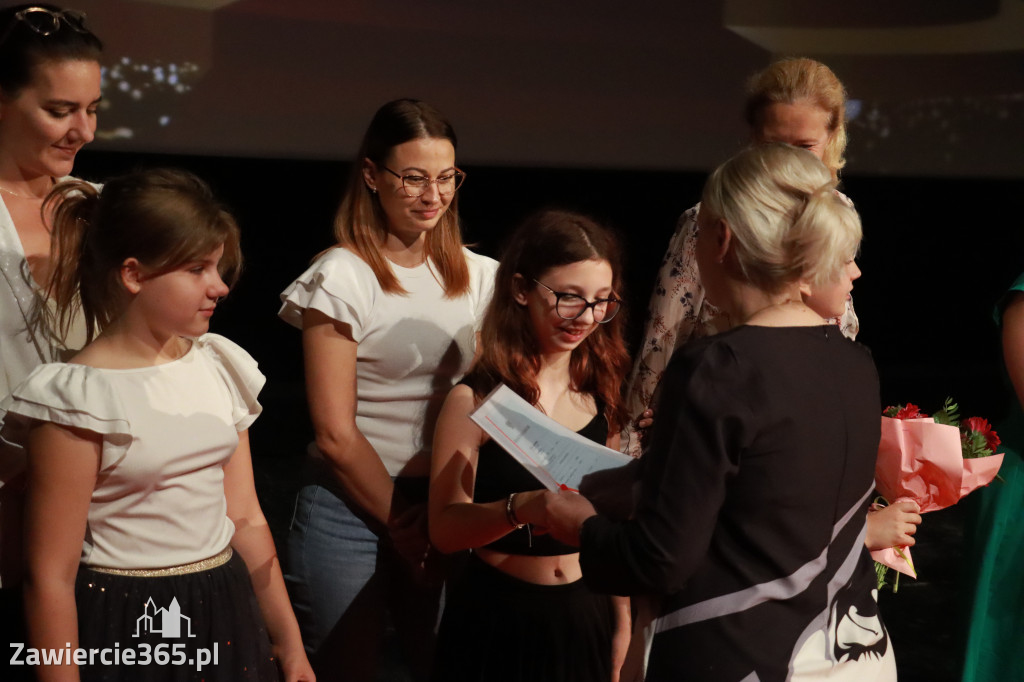 Fotorelacja: Zakończenie Roku Szkolnego SP2 w MOK Zawiercie