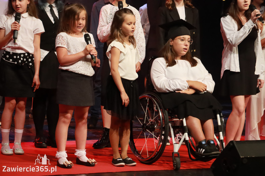 Fotorelacja: Zakończenie Roku Szkolnego SP2 w MOK Zawiercie