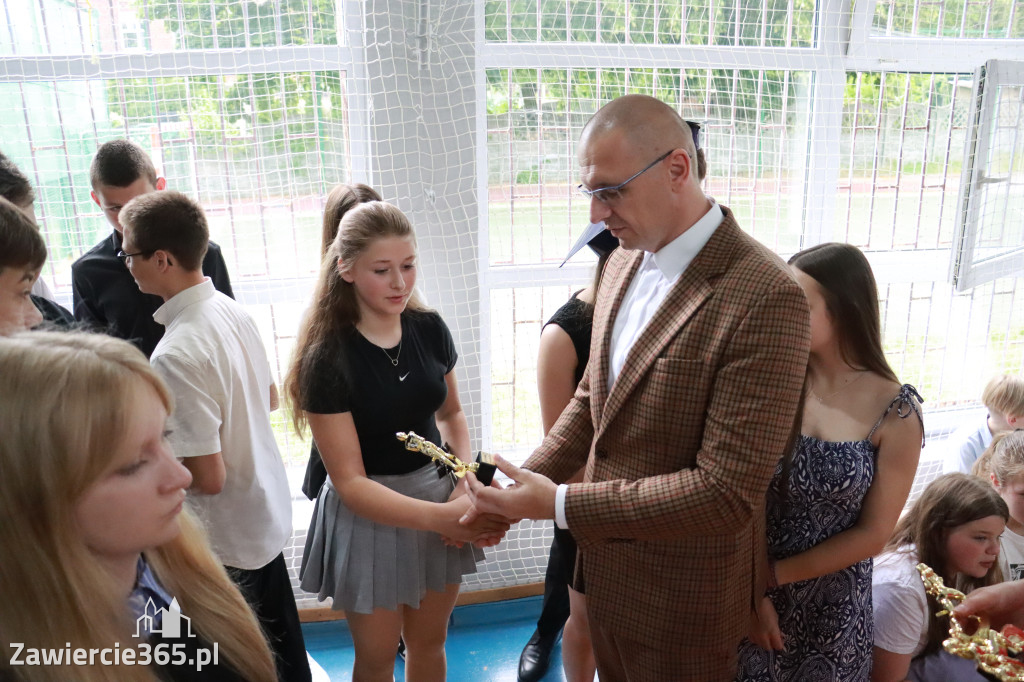 Fotorelacja: Zakończenie Roku Szkolnego SP5 w Zawierciu