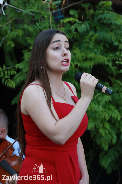 Fotorelacja I: Koncert Filharmonii Jurajskiej OPERETKA W OGRODZIE - Zawiercie
