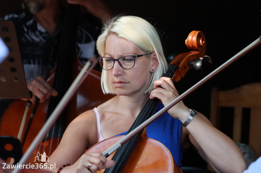 Fotorelacja I: Koncert Filharmonii Jurajskiej OPERETKA W OGRODZIE - Zawiercie