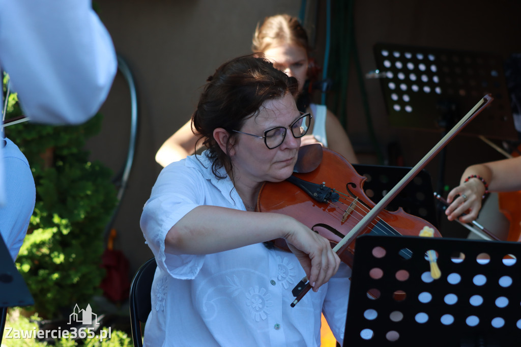 Fotorelacja I: Koncert Filharmonii Jurajskiej OPERETKA W OGRODZIE - Zawiercie