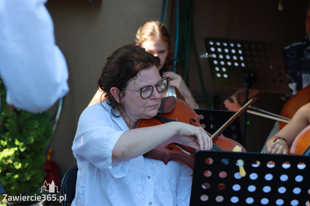 Fotorelacja I: Koncert Filharmonii Jurajskiej OPERETKA W OGRODZIE - Zawiercie
