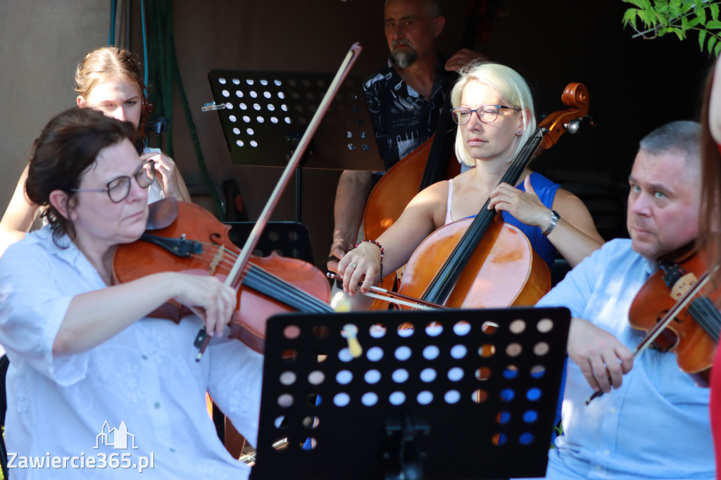 Fotorelacja I: Koncert Filharmonii Jurajskiej OPERETKA W OGRODZIE - Zawiercie