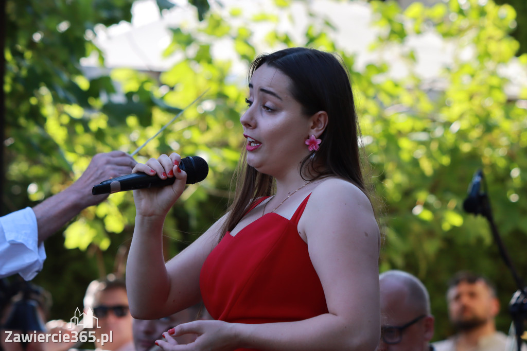 Fotorelacja I: Koncert Filharmonii Jurajskiej OPERETKA W OGRODZIE - Zawiercie