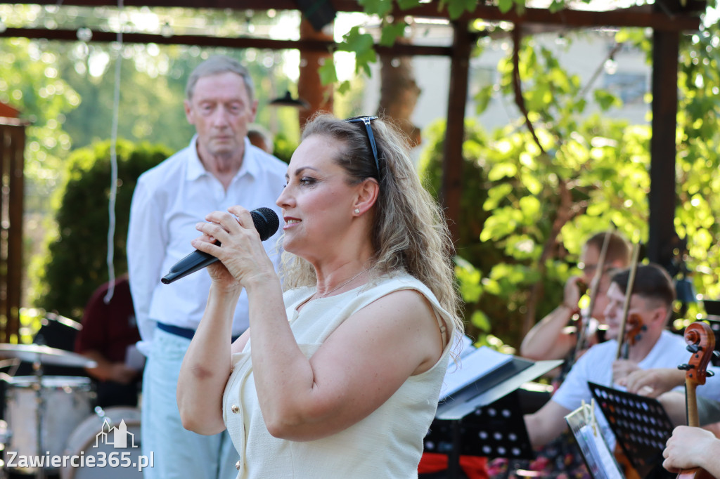 Fotorelacja I: Koncert Filharmonii Jurajskiej OPERETKA W OGRODZIE - Zawiercie