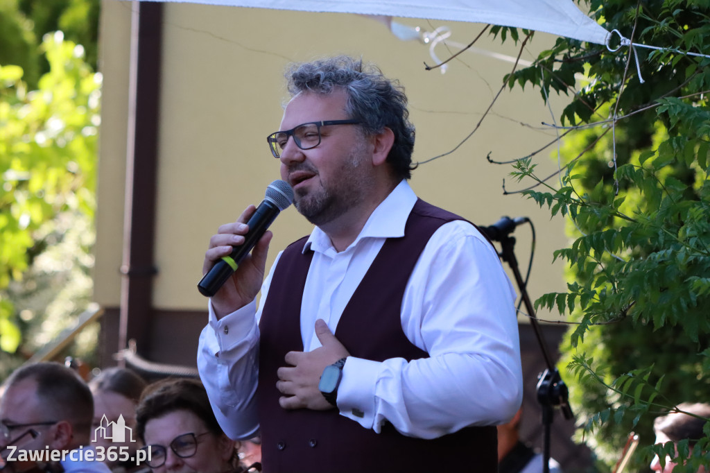 Fotorelacja I: Koncert Filharmonii Jurajskiej OPERETKA W OGRODZIE - Zawiercie
