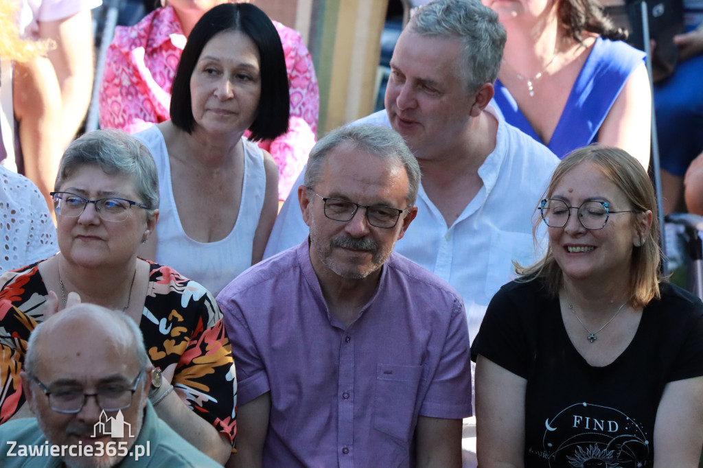 Fotorelacja I: Koncert Filharmonii Jurajskiej OPERETKA W OGRODZIE - Zawiercie