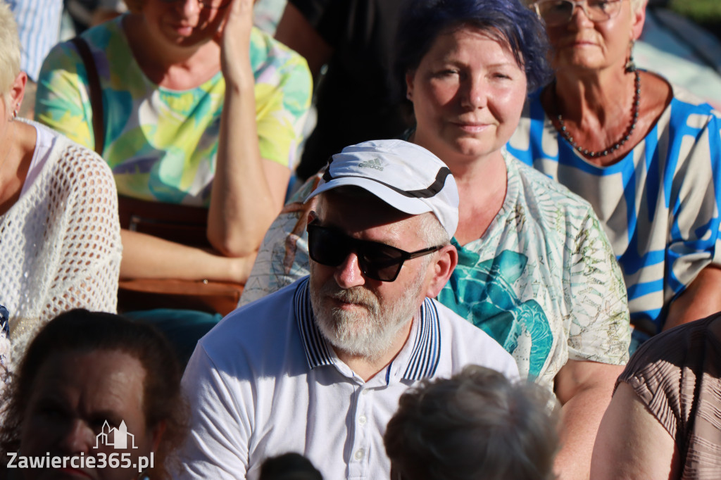 Fotorelacja I: Koncert Filharmonii Jurajskiej OPERETKA W OGRODZIE - Zawiercie