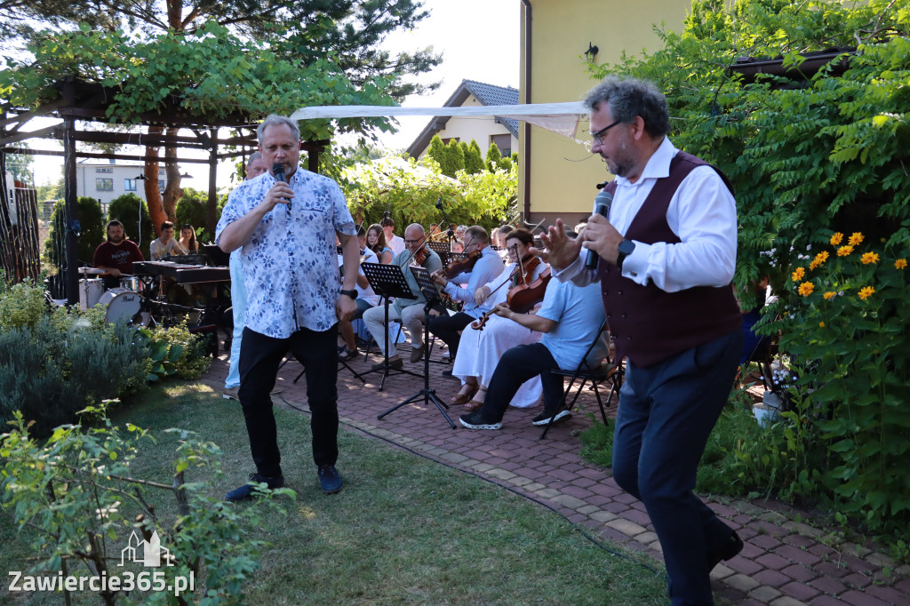 Fotorelacja I: Koncert Filharmonii Jurajskiej OPERETKA W OGRODZIE - Zawiercie