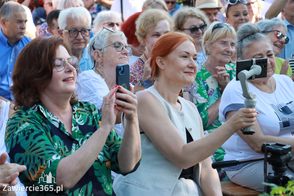 Fotorelacja I: Koncert Filharmonii Jurajskiej OPERETKA W OGRODZIE - Zawiercie