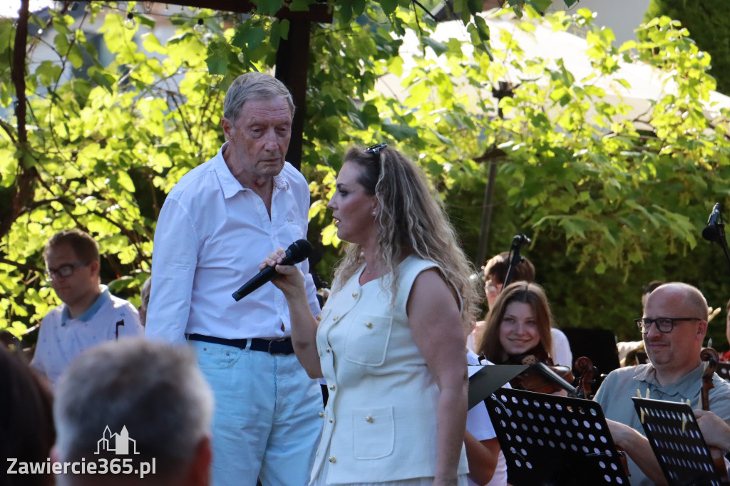 Fotorelacja I: Koncert Filharmonii Jurajskiej OPERETKA W OGRODZIE - Zawiercie