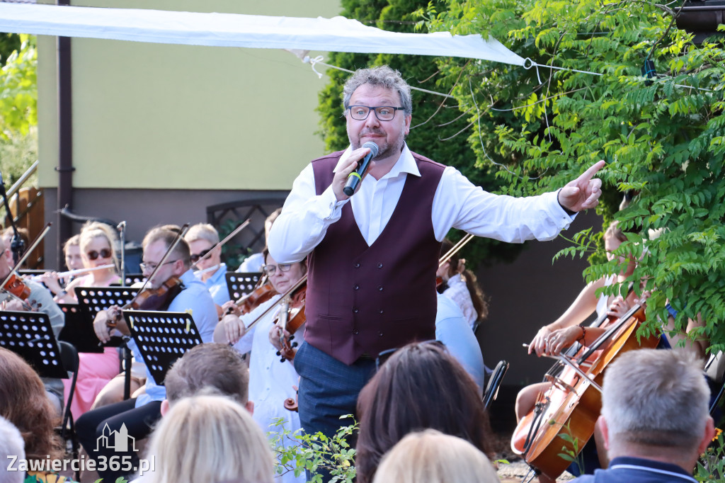 Fotorelacja I: Koncert Filharmonii Jurajskiej OPERETKA W OGRODZIE - Zawiercie