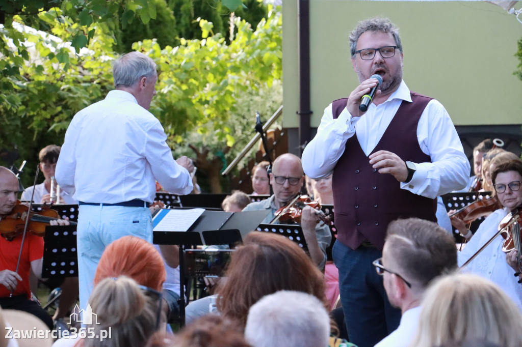 Fotorelacja I: Koncert Filharmonii Jurajskiej OPERETKA W OGRODZIE - Zawiercie