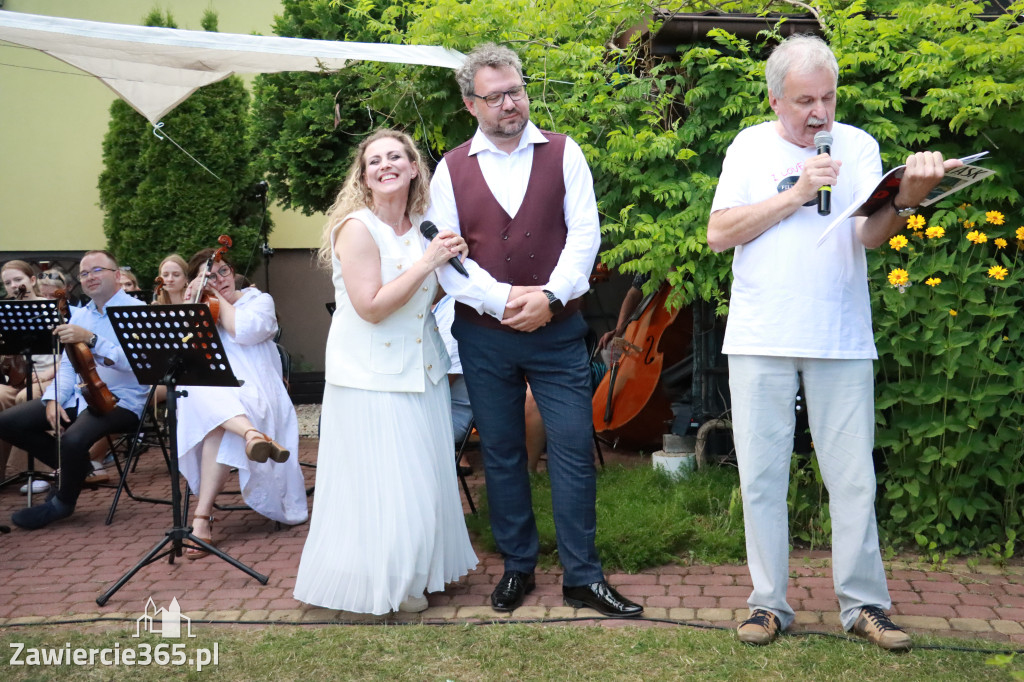 Fotorelacja I: Koncert Filharmonii Jurajskiej OPERETKA W OGRODZIE - Zawiercie