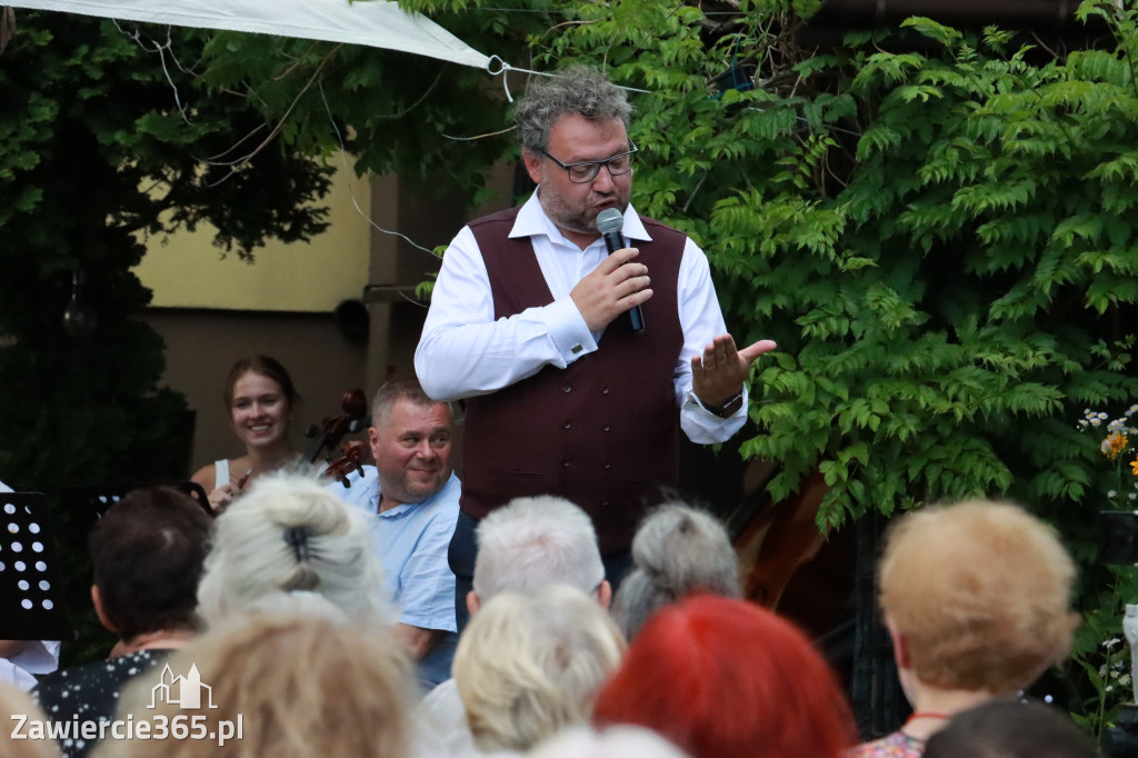 Fotorelacja II: Koncert Filharmonii Jurajskiej OPERETKA W OGRODZIE - Zawiercie