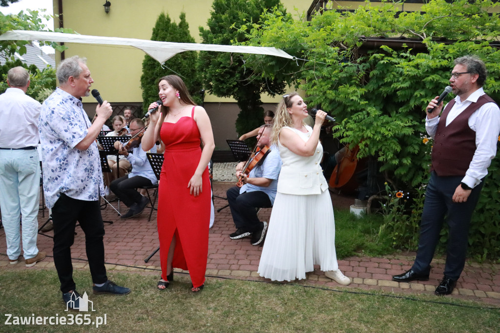 Fotorelacja II: Koncert Filharmonii Jurajskiej OPERETKA W OGRODZIE - Zawiercie