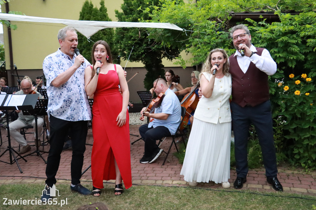 Fotorelacja II: Koncert Filharmonii Jurajskiej OPERETKA W OGRODZIE - Zawiercie