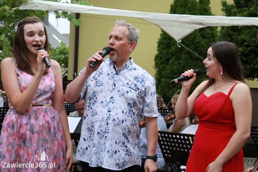 Fotorelacja II: Koncert Filharmonii Jurajskiej OPERETKA W OGRODZIE - Zawiercie