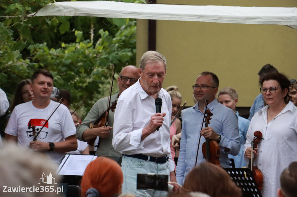 Fotorelacja II: Koncert Filharmonii Jurajskiej OPERETKA W OGRODZIE - Zawiercie