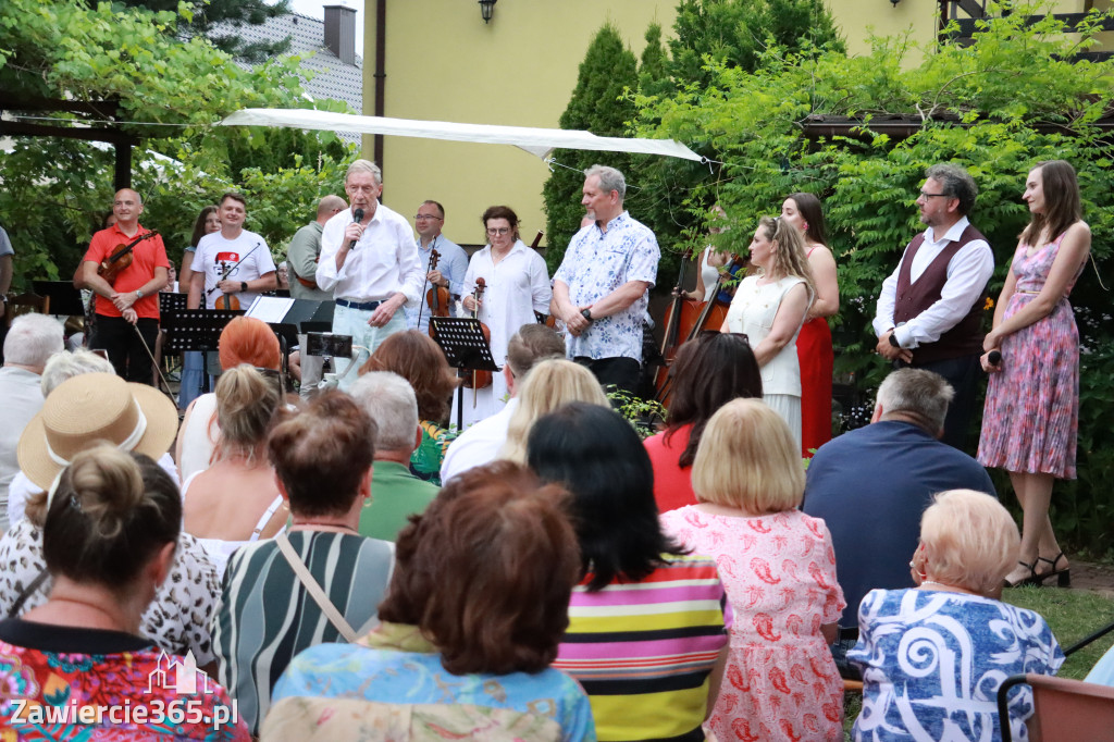Fotorelacja II: Koncert Filharmonii Jurajskiej OPERETKA W OGRODZIE - Zawiercie