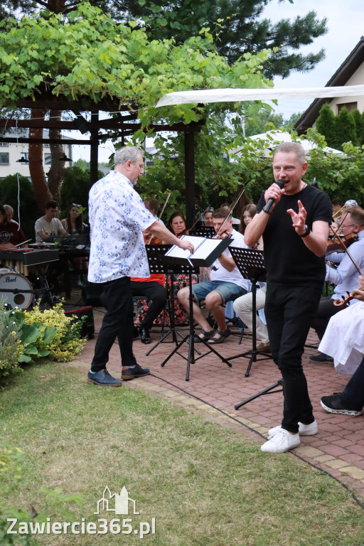 Fotorelacja II: Koncert Filharmonii Jurajskiej OPERETKA W OGRODZIE - Zawiercie