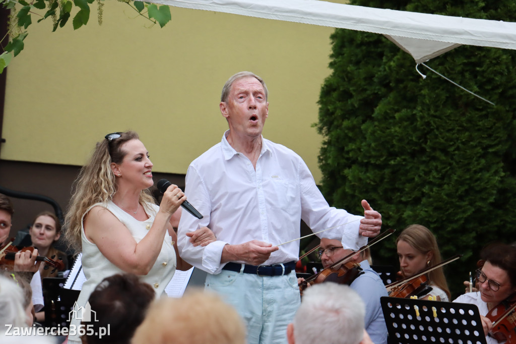 Fotorelacja II: Koncert Filharmonii Jurajskiej OPERETKA W OGRODZIE - Zawiercie